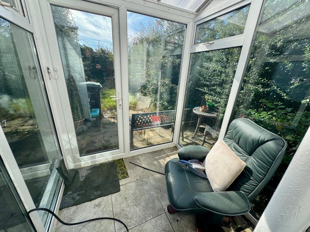 Lot: 134 - TWO-BEDROOM HOUSE IN POPULAR VILLAGE - Conservatory